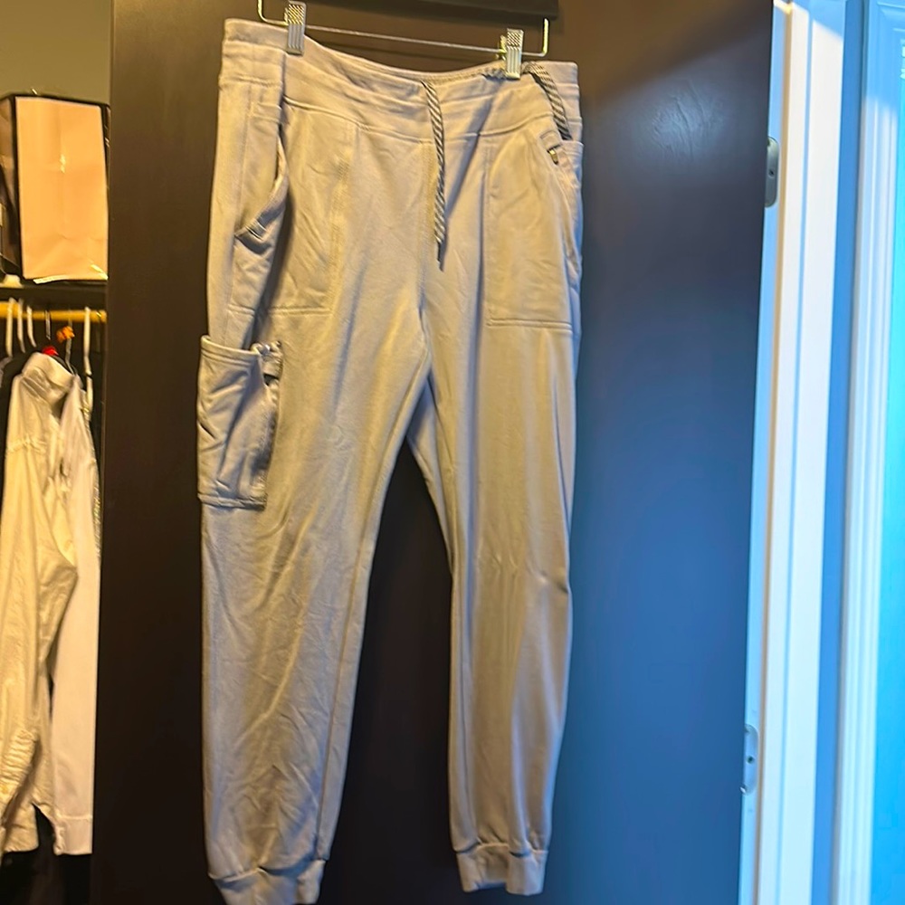 Worn once jaanuu  COMFY petite scrub joggers. LP. Stretch